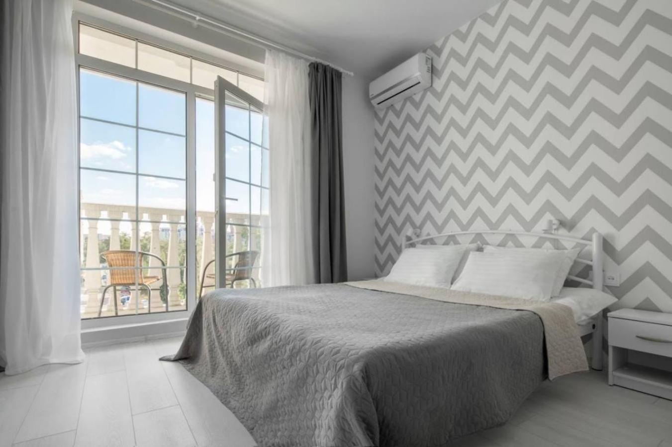 Comfort House Kiev Bagian luar foto